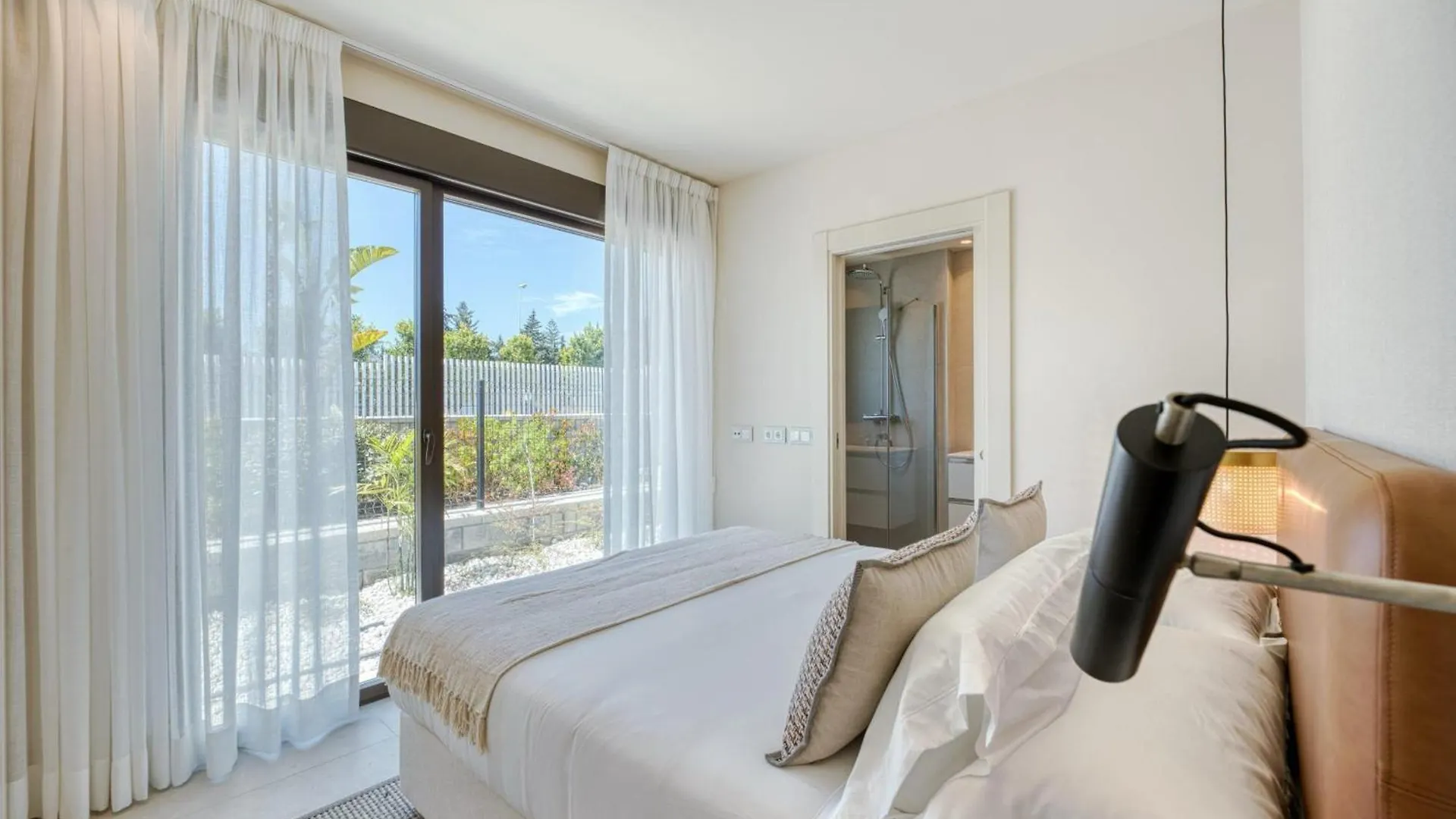3001 Velaya Beachfront Luxury Apartment Estepona