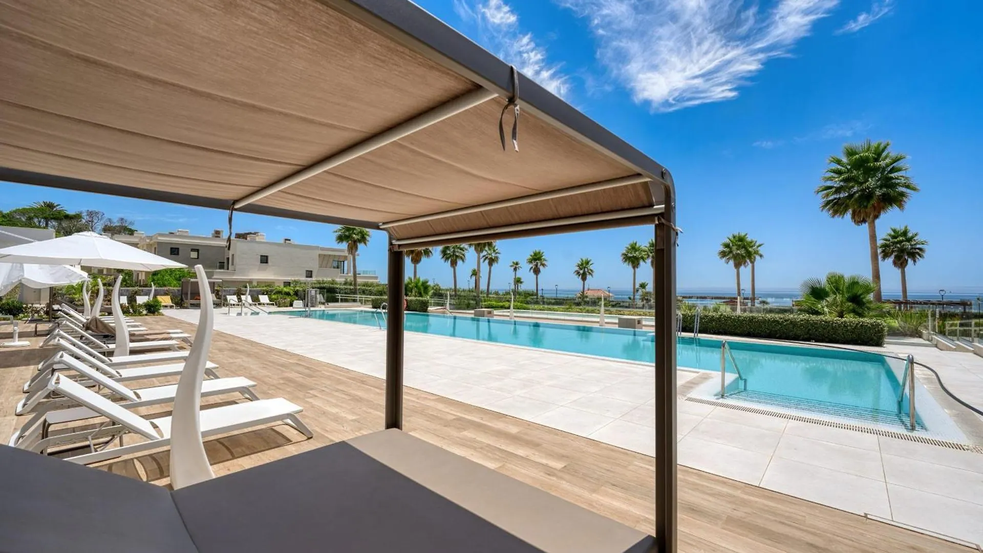 3001 Velaya Beachfront Luxury Apartment Estepona Spanje